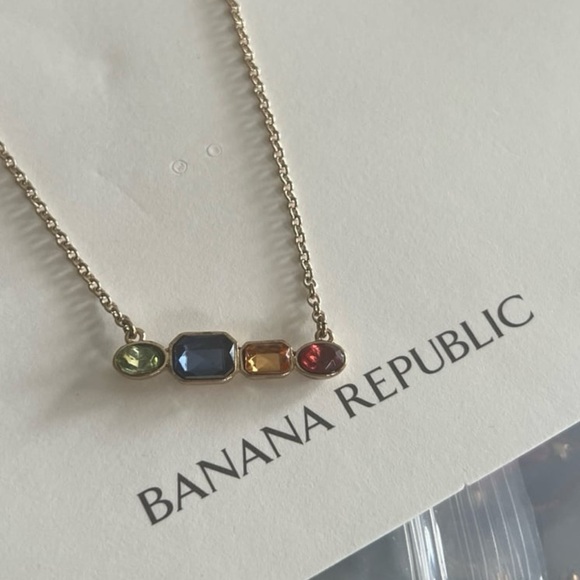 Simple multicolor gemstone necklace from banana republic - Picture 6 of 12